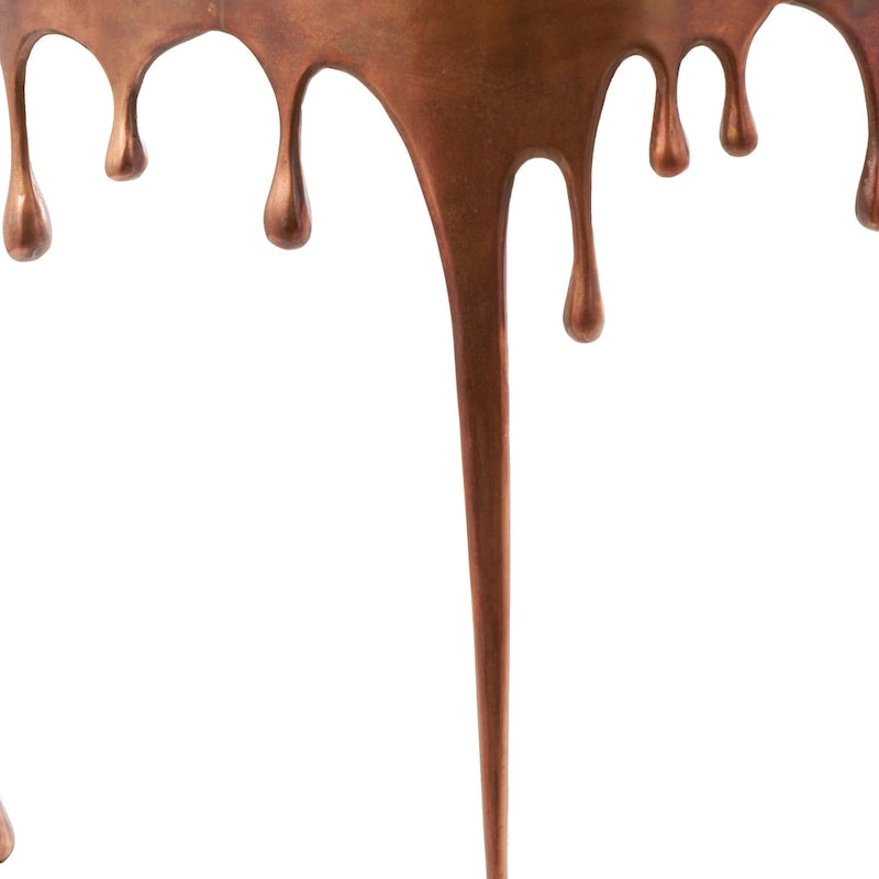 Table d'appoint en métal au design Drip Melting avec plateau en verre trempé, or